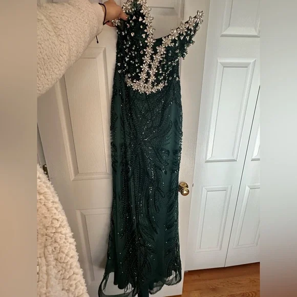 Custom Emerald green beaded corset dress - Picture 6 of 9
